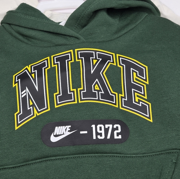 NEW Nike boys' 3-piece sweatsuit set size 2T - Picture 3 of 7